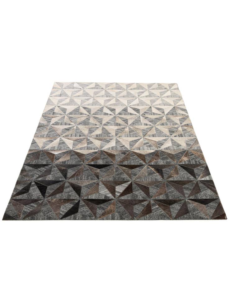 Detail image of 5' x 7' 9 Cowhide - Patchwork Rug