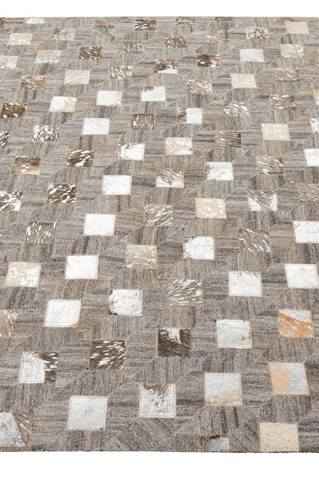 Detail image of 5' 2 x 7' 11 Cowhide - Patchwork Rug