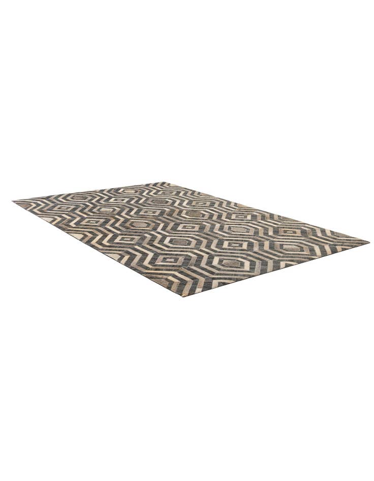 Detail image of 5' 1 x 8' Cowhide - Patchwork Rug