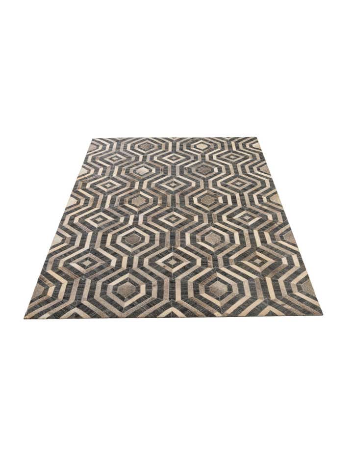 5' 1 x 8' Cowhide - Patchwork Rug