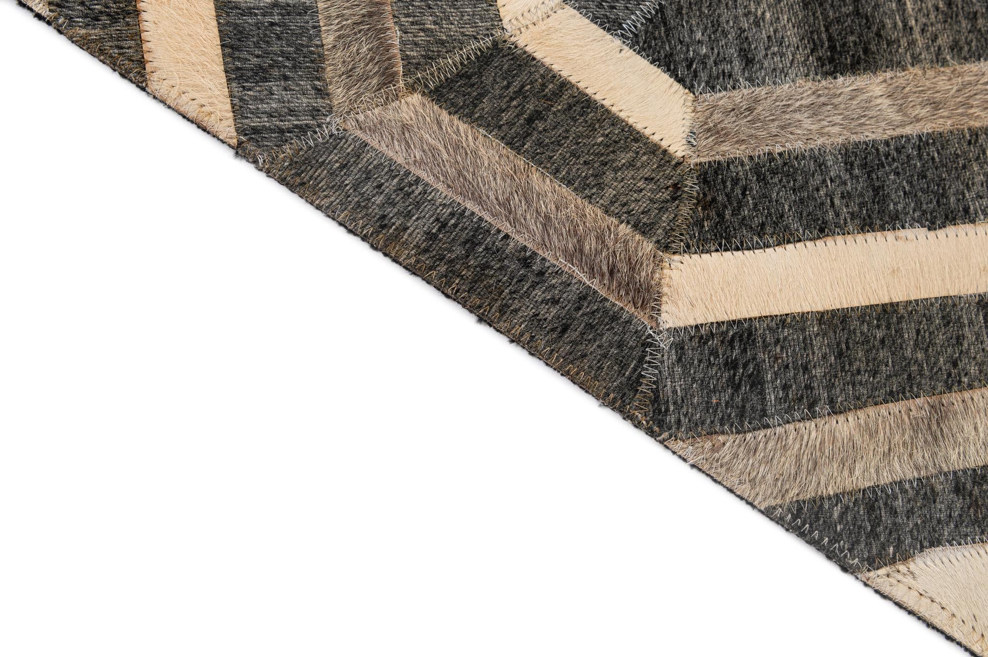 5' 1 x 8' Cowhide - Patchwork Rug