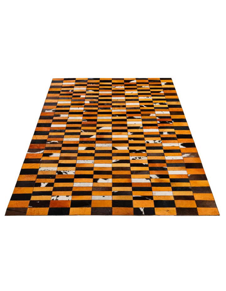 5' 1 x 8' Cowhide - Patchwork Rug