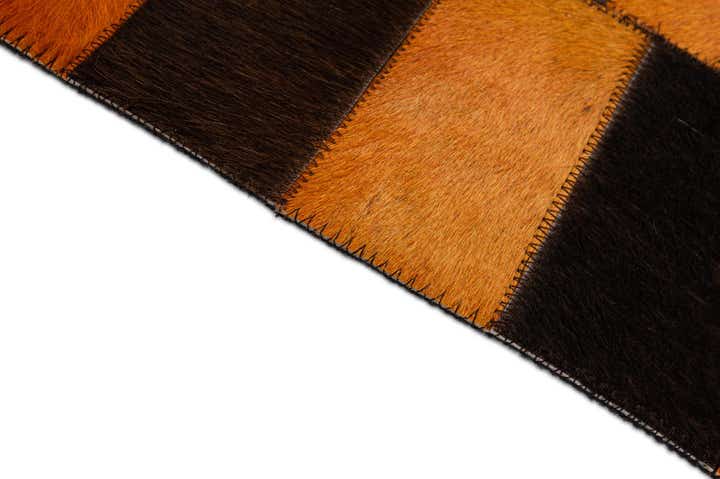 5' 1 x 8' Cowhide - Patchwork Rug