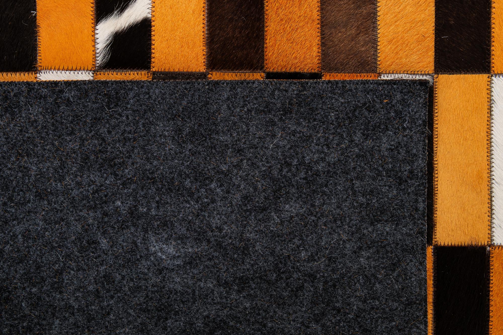 5' 1 x 8' Cowhide - Patchwork Rug