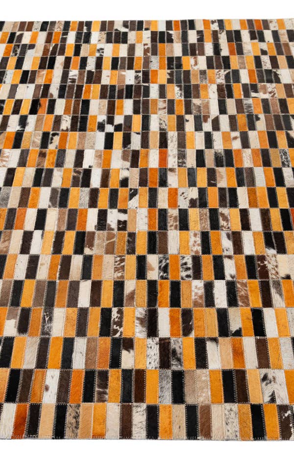 Detail image of 5' x 7' 11 Cowhide - Patchwork Rug