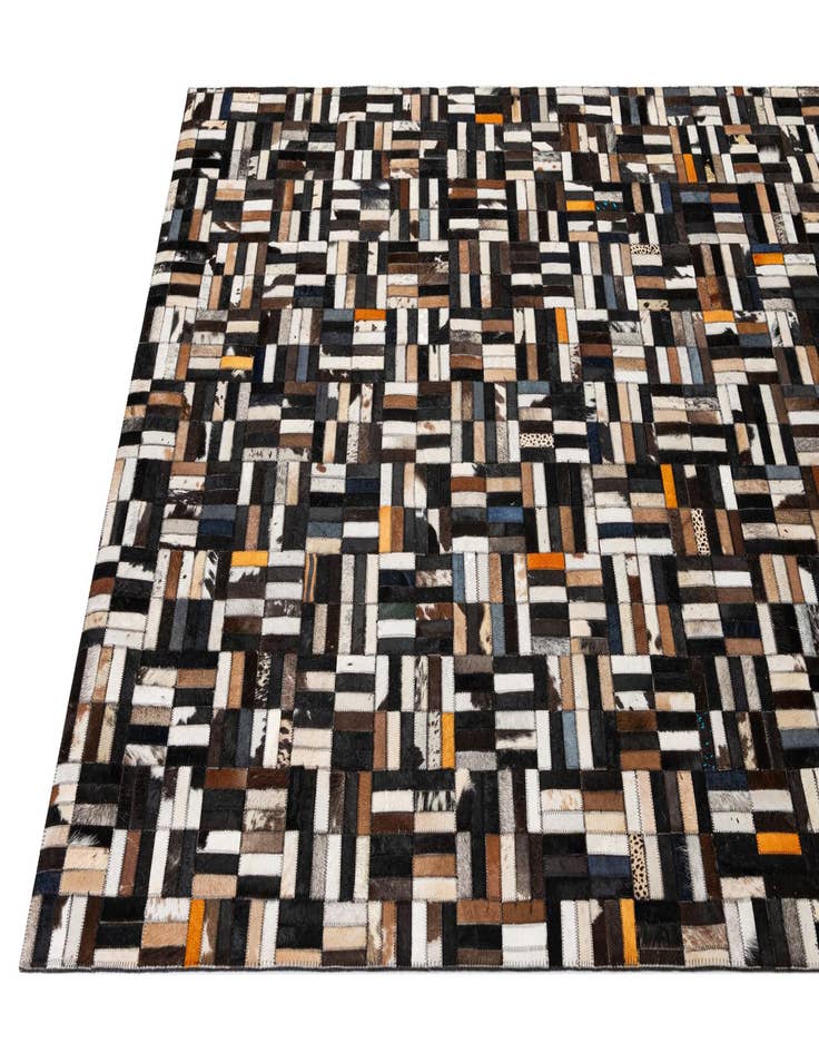 Detail image of 5' 1 x 8' 1 Cowhide - Patchwork Rug