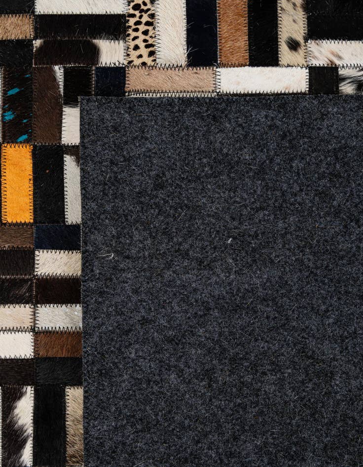 Detail image of 5' 1 x 8' 1 Cowhide - Patchwork Rug