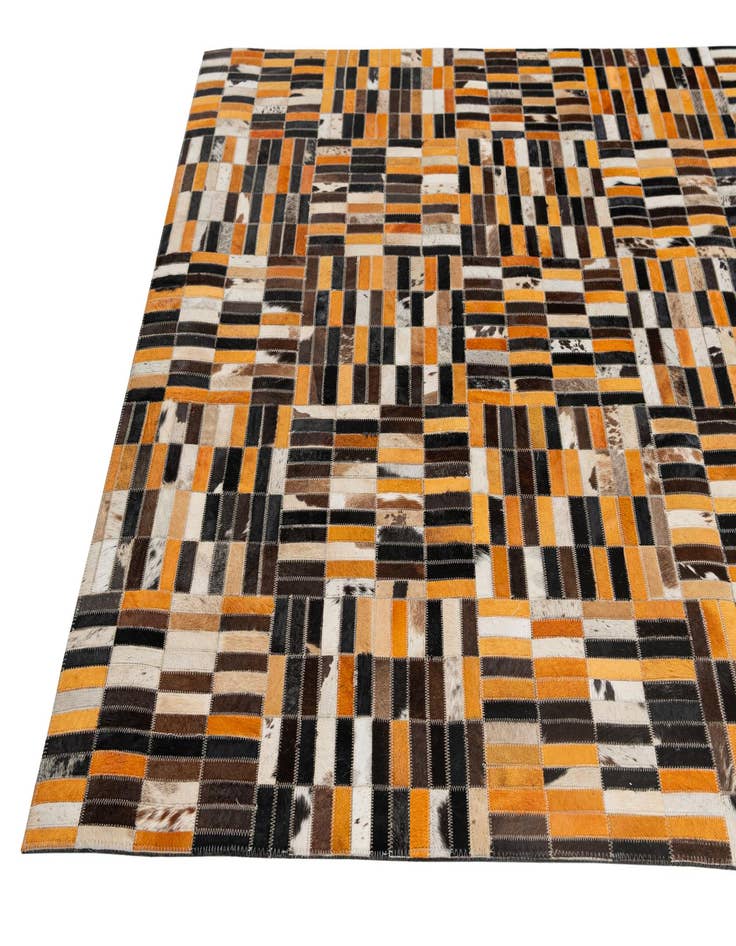Detail image of 5' x 7' 11 Cowhide - Patchwork Rug