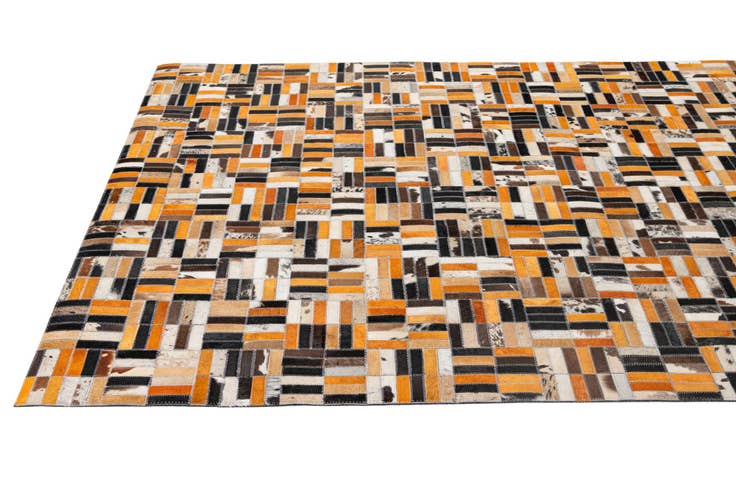 Detail image of 5' x 7' 11 Cowhide - Patchwork Rug