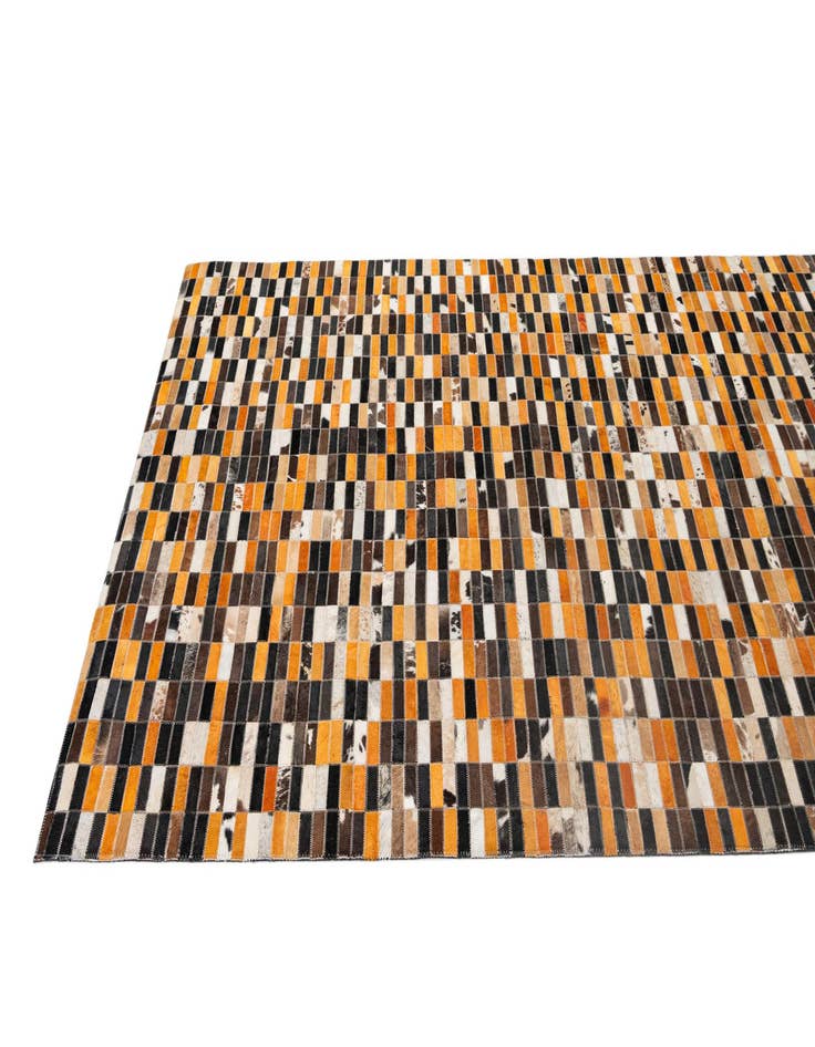 Detail image of 5' x 7' 10 Cowhide - Patchwork Rug