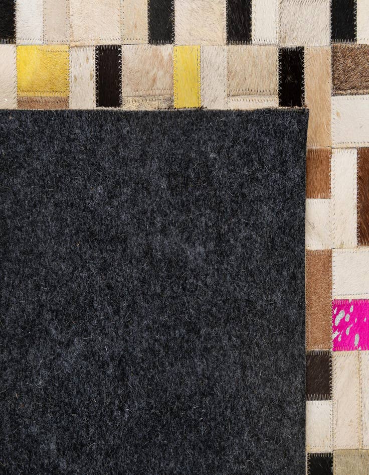 Detail image of 5' 3 x 8' Cowhide - Patchwork Rug