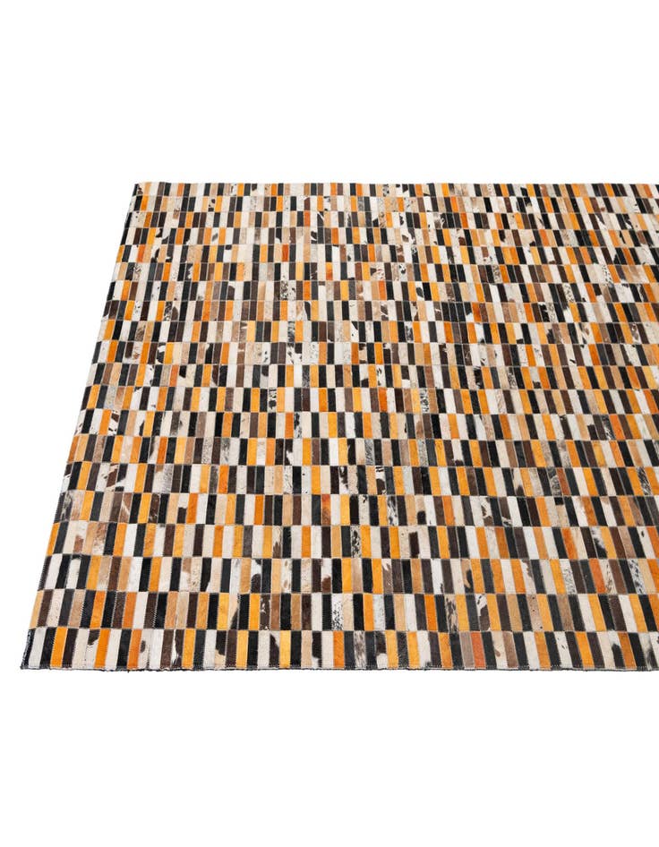 Detail image of 5' 1 x 7' 11 Cowhide - Patchwork Rug
