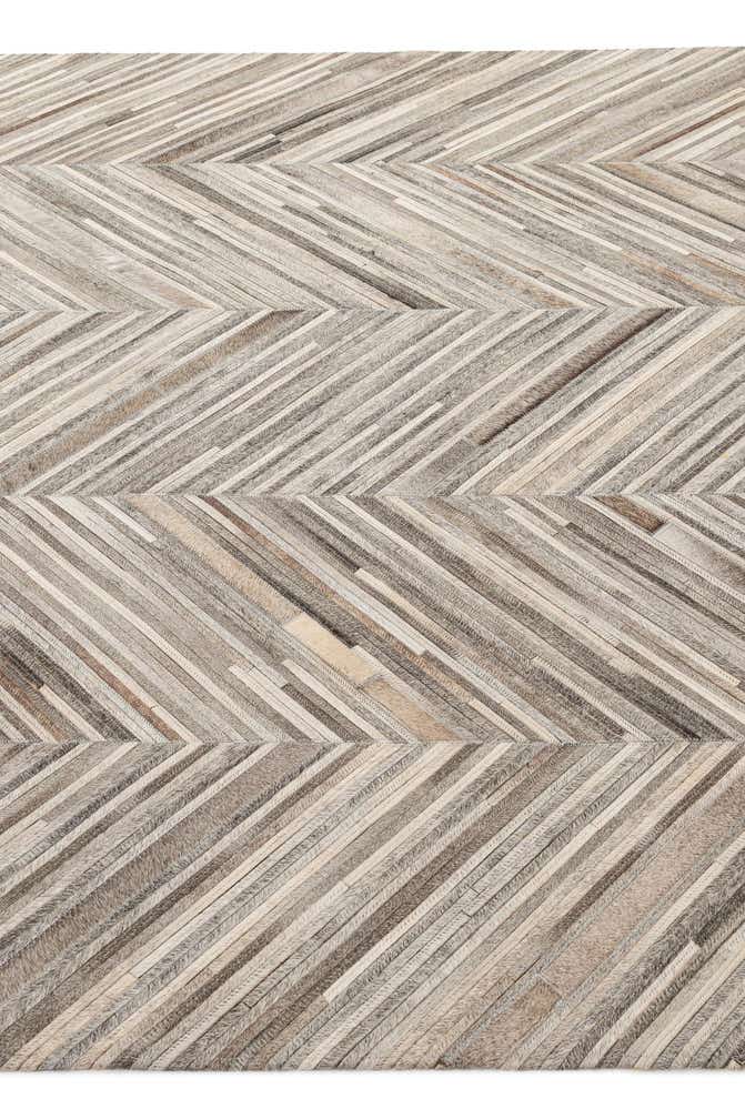 5' 6 x 9' 7 Cowhide - Patchwork Rug