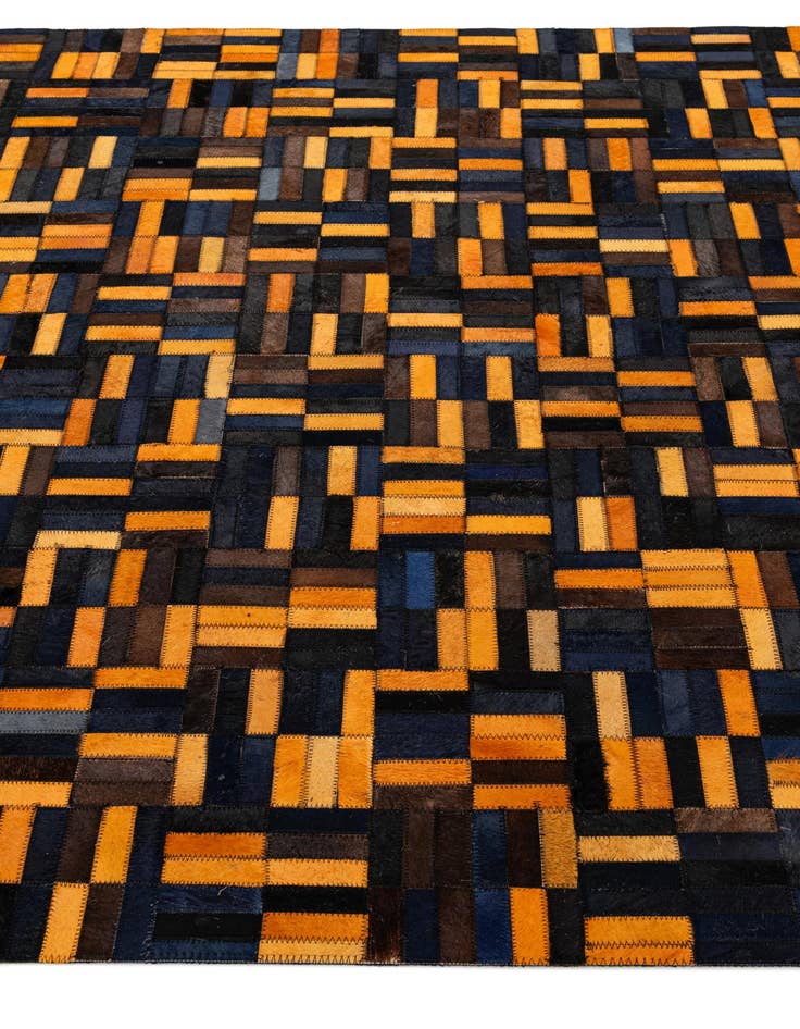 Detail image of 5' x 7' 11 Cowhide - Patchwork Rug