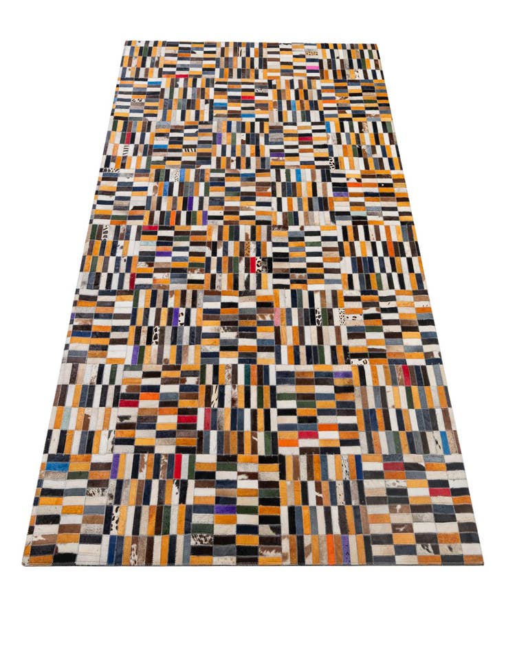 Detail image of 5' 1 x 7' 11 Cowhide - Patchwork Rug