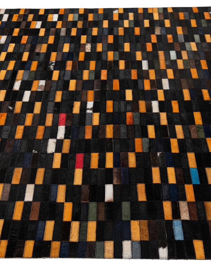 Detail image of 5' 2 x 7' 11 Cowhide - Patchwork Rug