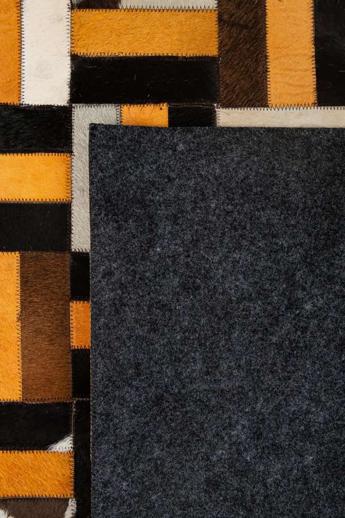 5' 1 x 8' Cowhide - Patchwork Rug
