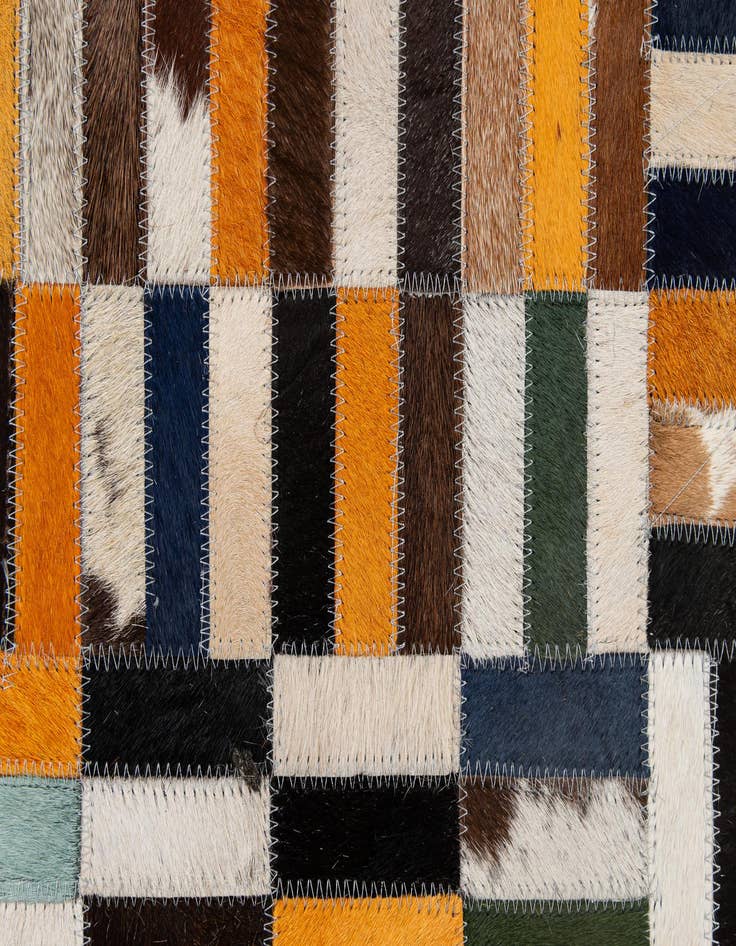 Detail image of 4' 11 x 7' 11 Cowhide - Patchwork Rug