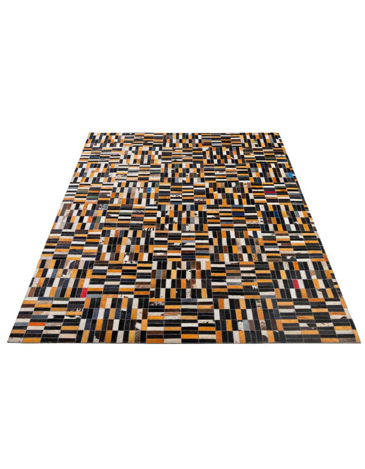 Detail image of 5' 1 x 8' Cowhide - Patchwork Rug