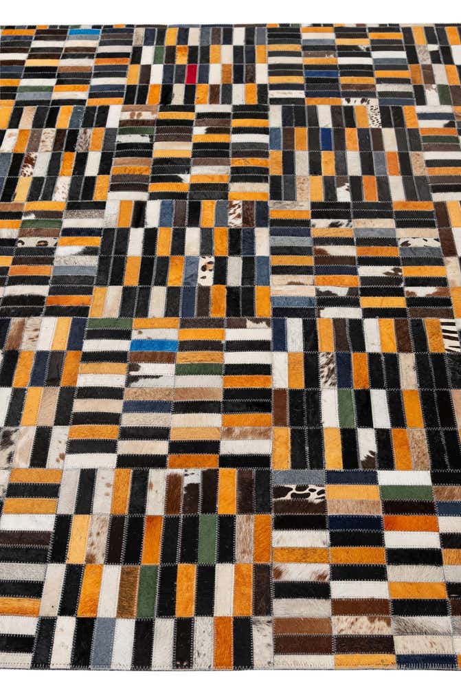 5' 1 x 8' Cowhide - Patchwork Rug