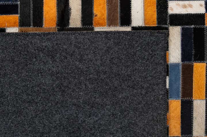5' 1 x 8' Cowhide - Patchwork Rug