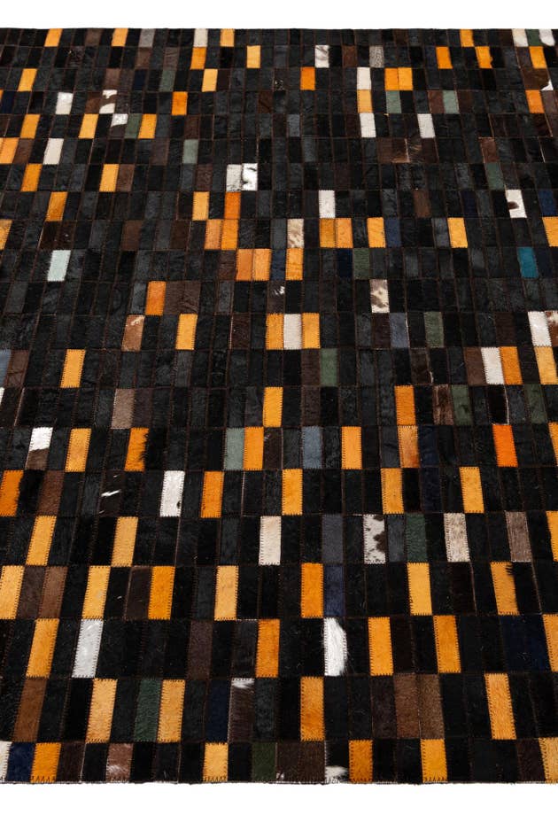 Detail image of 5' 1 x 8' 1 Cowhide - Patchwork Rug