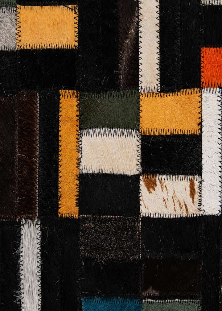 5' 1 x 8' Cowhide - Patchwork Rug