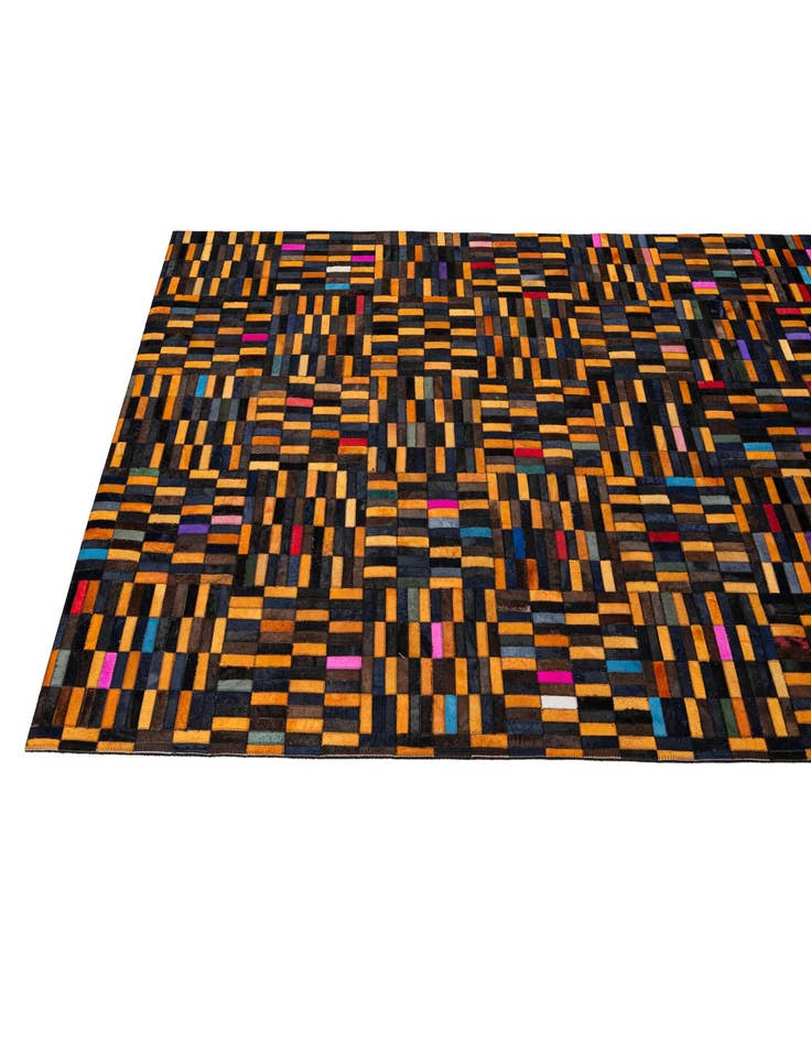 Detail image of 5' 1 x 8' 1 Cowhide - Patchwork Rug