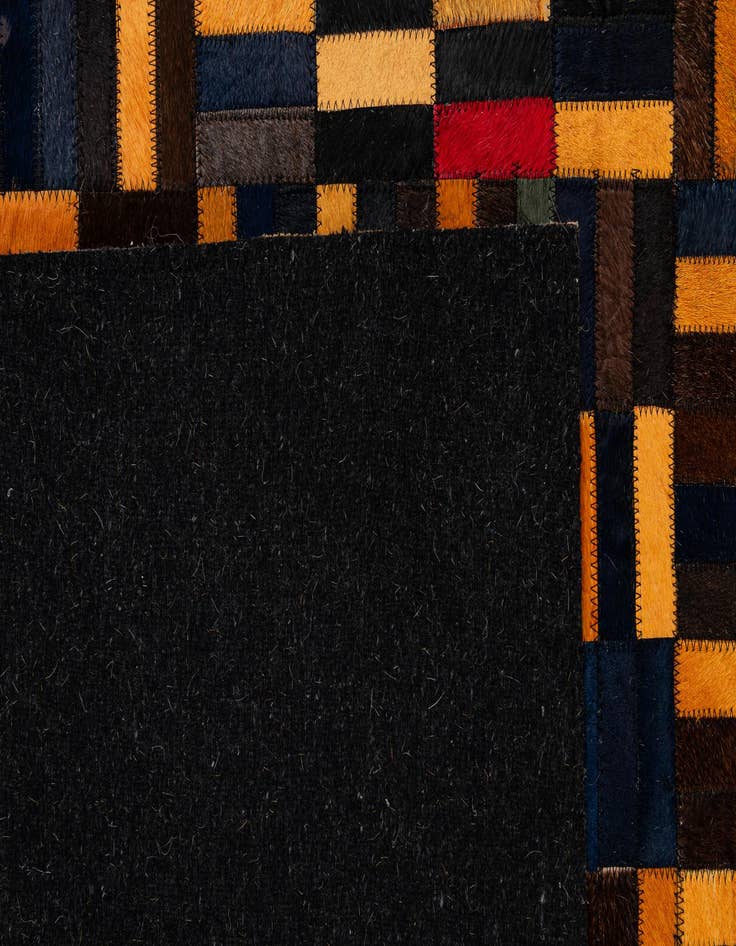 Detail image of 5' 1 x 8' 1 Cowhide - Patchwork Rug