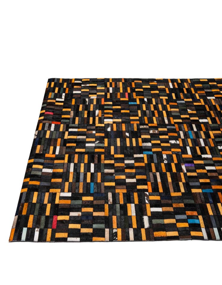 Detail image of 4' 11 x 7' 11 Cowhide - Patchwork Rug