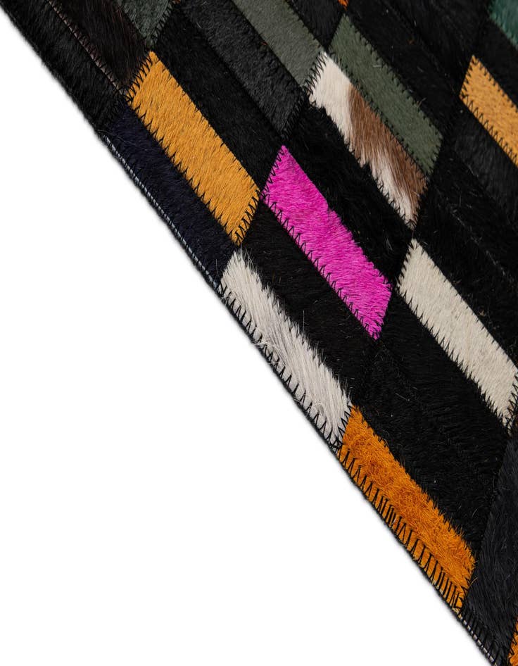 Detail image of 4' 11 x 7' 11 Cowhide - Patchwork Rug