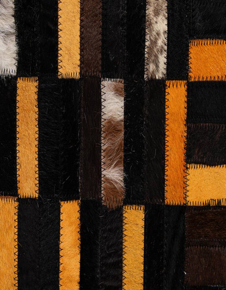 Detail image of 4' 11 x 7' 11 Cowhide - Patchwork Rug