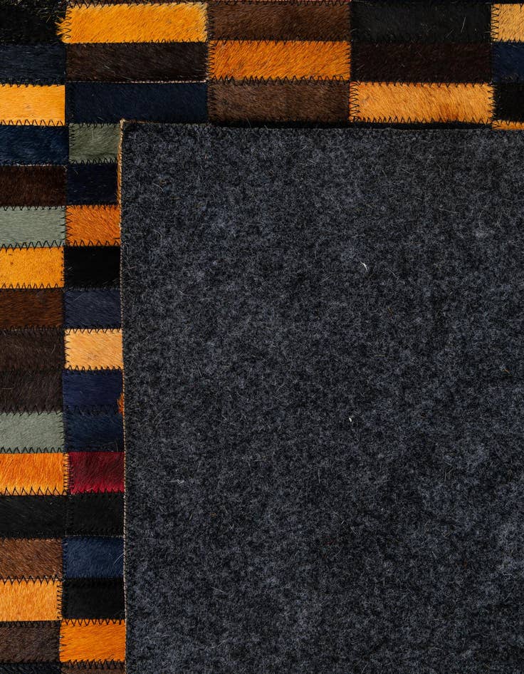 Detail image of 5' 2 x 7' 11 Cowhide - Patchwork Rug