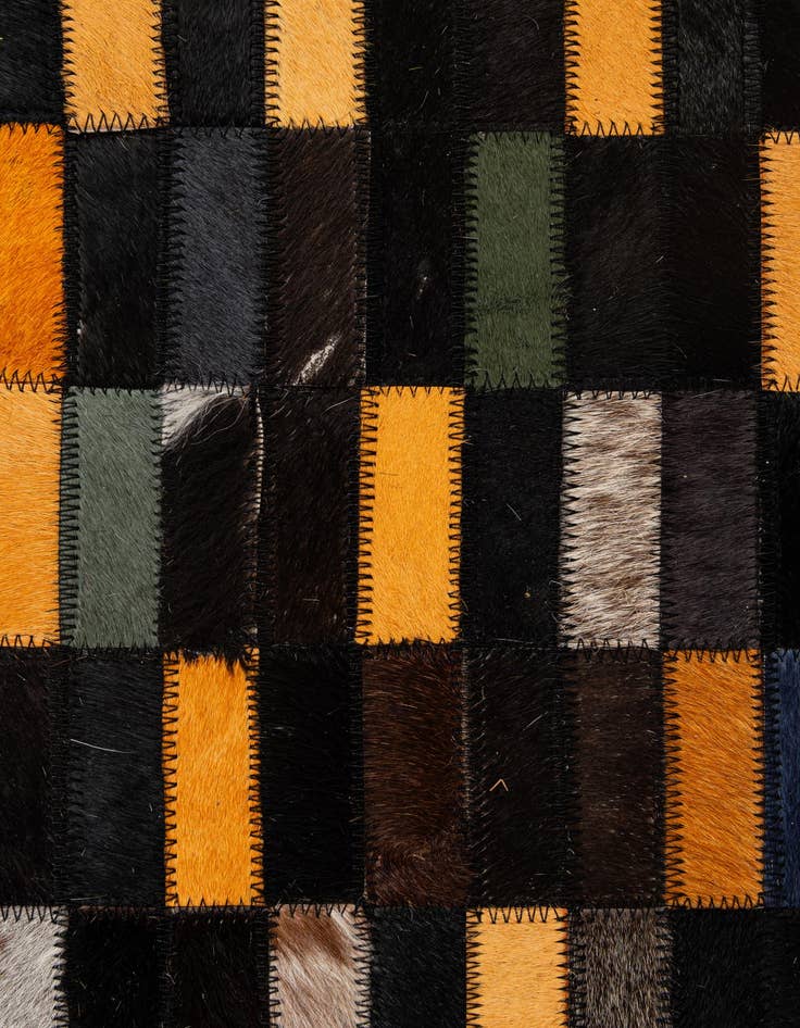 Detail image of 5' x 8' Cowhide - Patchwork Rug