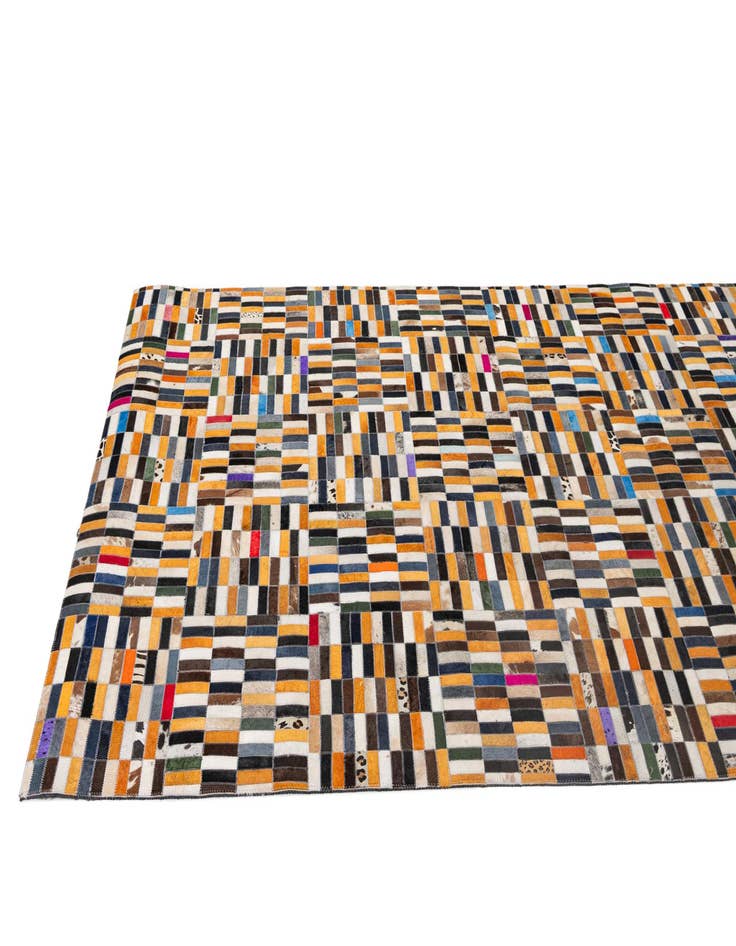 Detail image of 5' 1 x 7' 11 Cowhide - Patchwork Rug