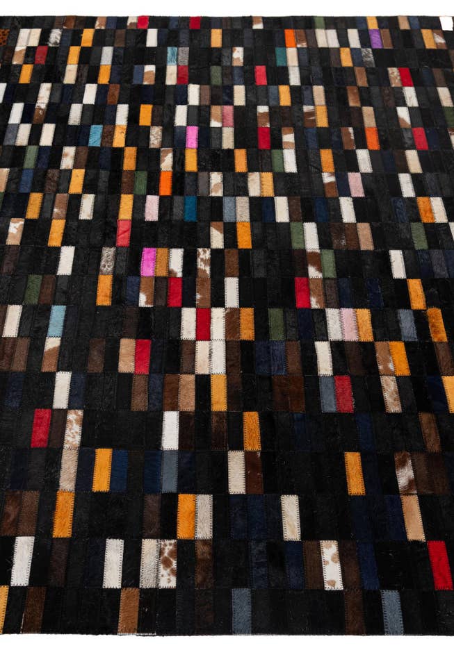 Detail image of 5' 3 x 7' 11 Cowhide - Patchwork Rug