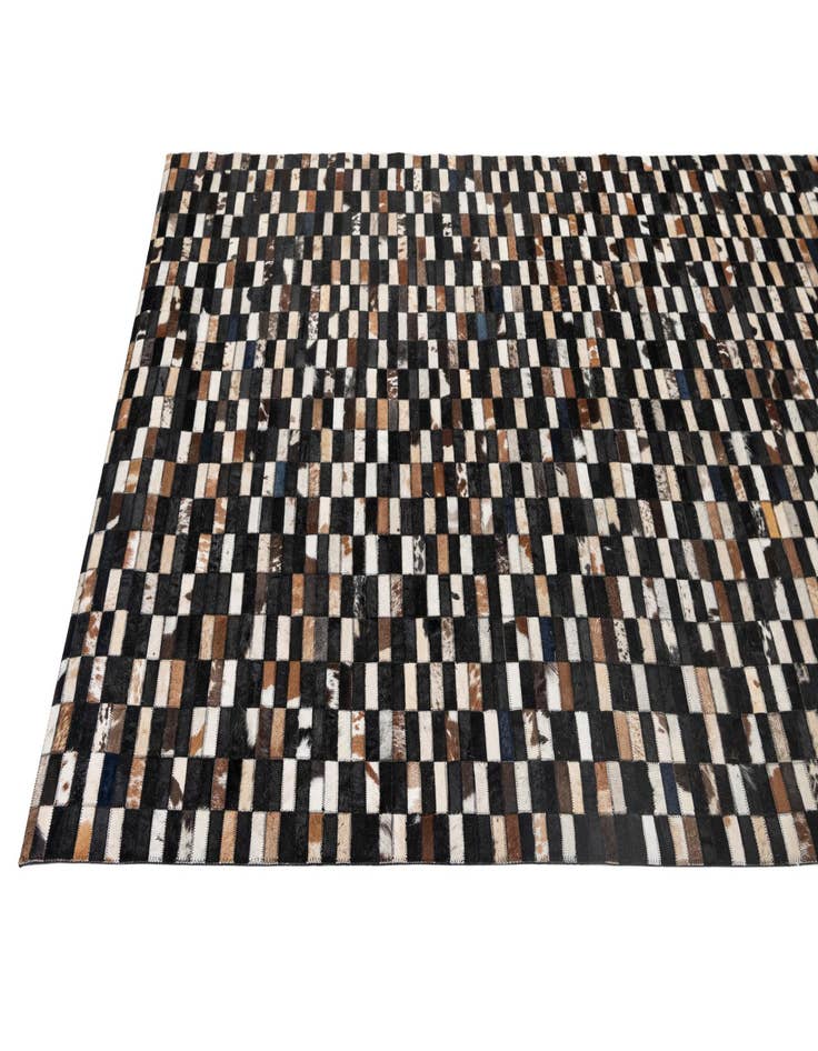 Detail image of 5' 2 x 8' Cowhide - Patchwork Rug