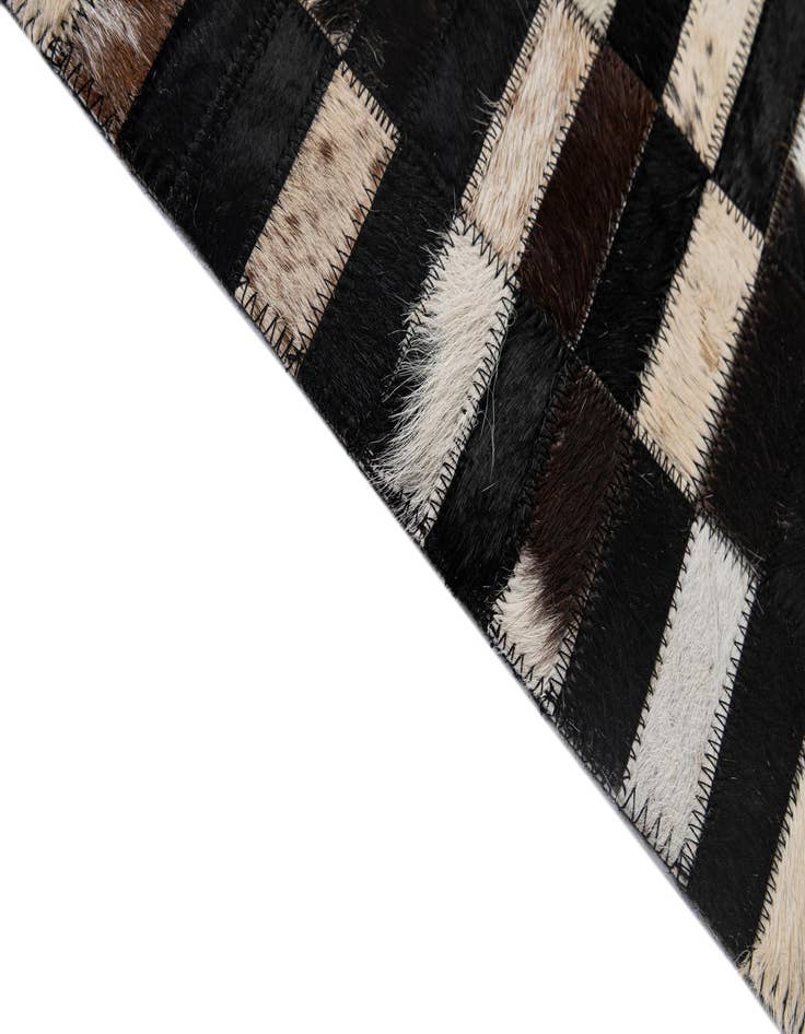 Detail image of 5' 2 x 8' Cowhide - Patchwork Rug
