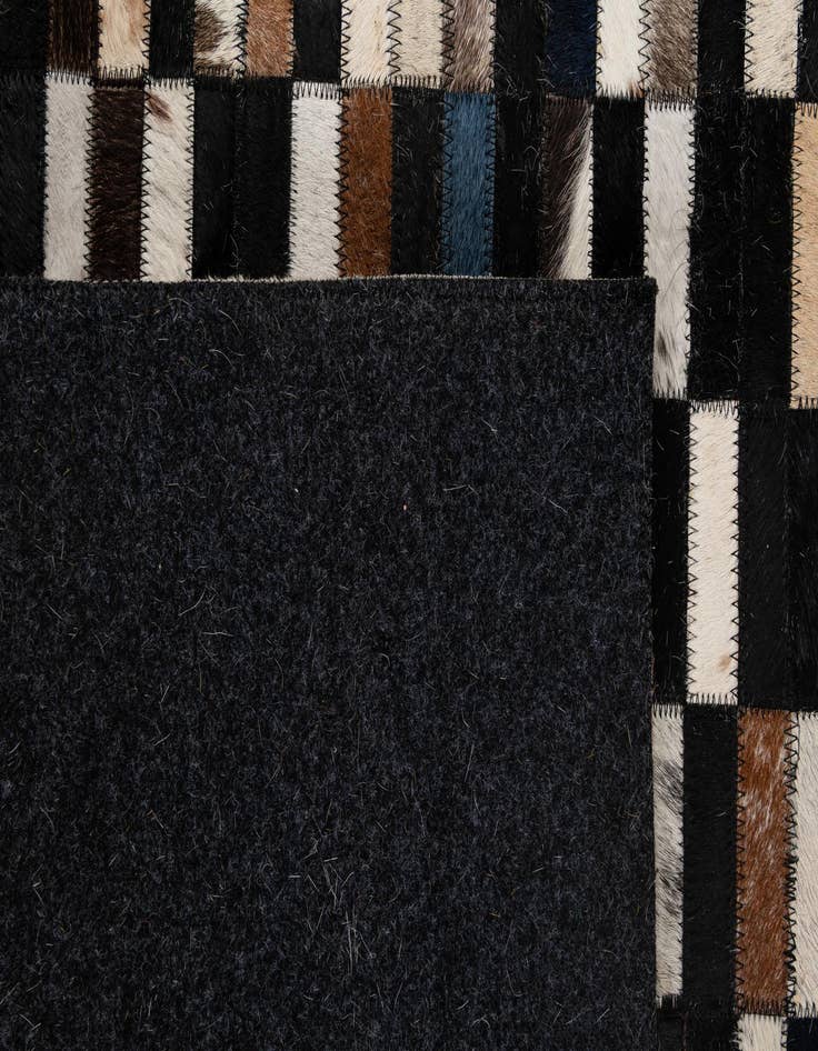 Detail image of 5' 2 x 8' Cowhide - Patchwork Rug
