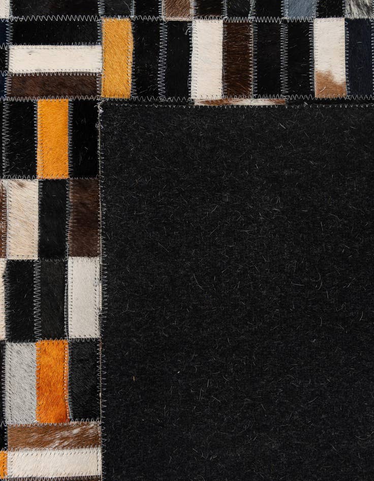 Detail image of 5' 1 x 8' 1 Cowhide - Patchwork Rug