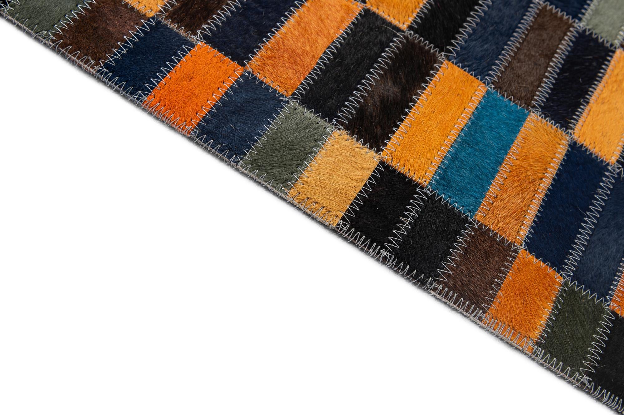 5' 1 x 8' Cowhide - Patchwork Rug