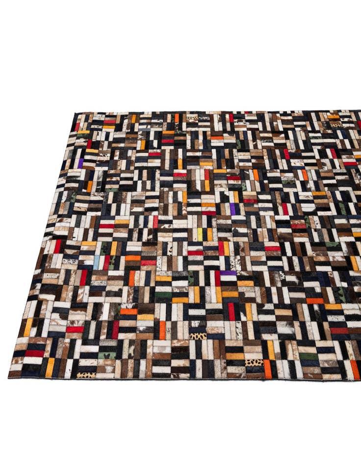 Detail image of 5' 1 x 8' 1 Cowhide - Patchwork Rug