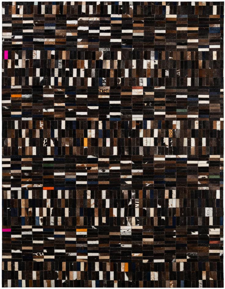 Detail image of 5' 1 x 8' Cowhide - Patchwork Rug