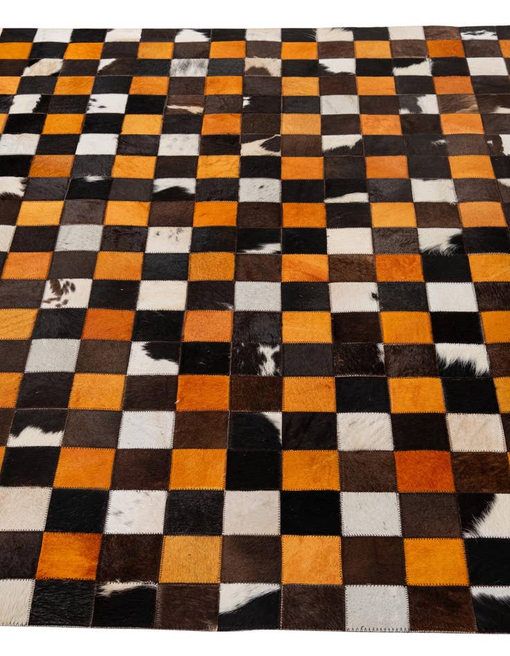 Detail image of 5' 2 x 8' Cowhide - Patchwork Rug