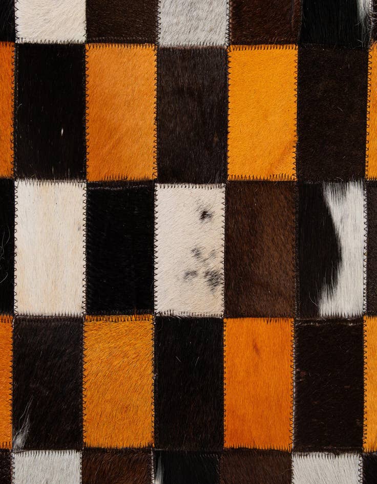 Detail image of 5' 2 x 8' Cowhide - Patchwork Rug