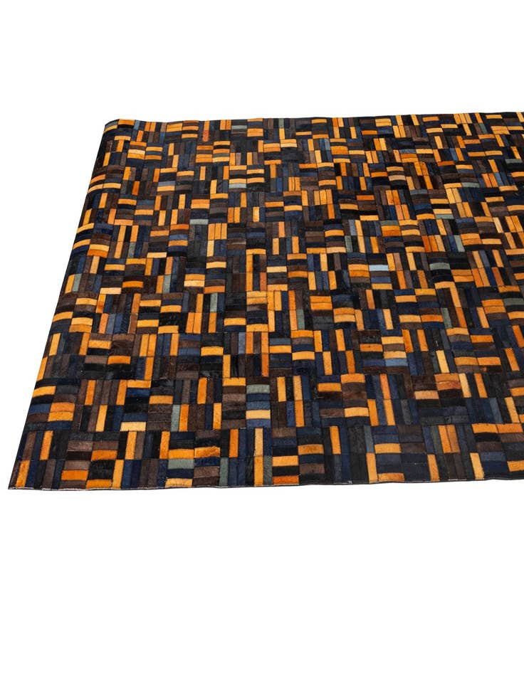 Detail image of 5' x 7' 11 Cowhide - Patchwork Rug