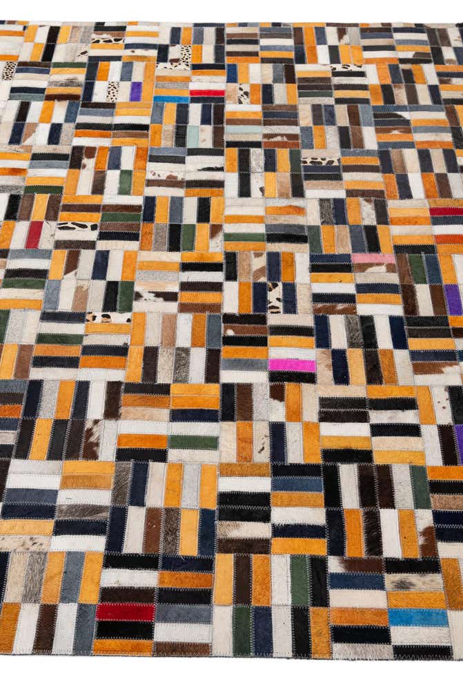 5' 1 x 8' Cowhide - Patchwork Rug