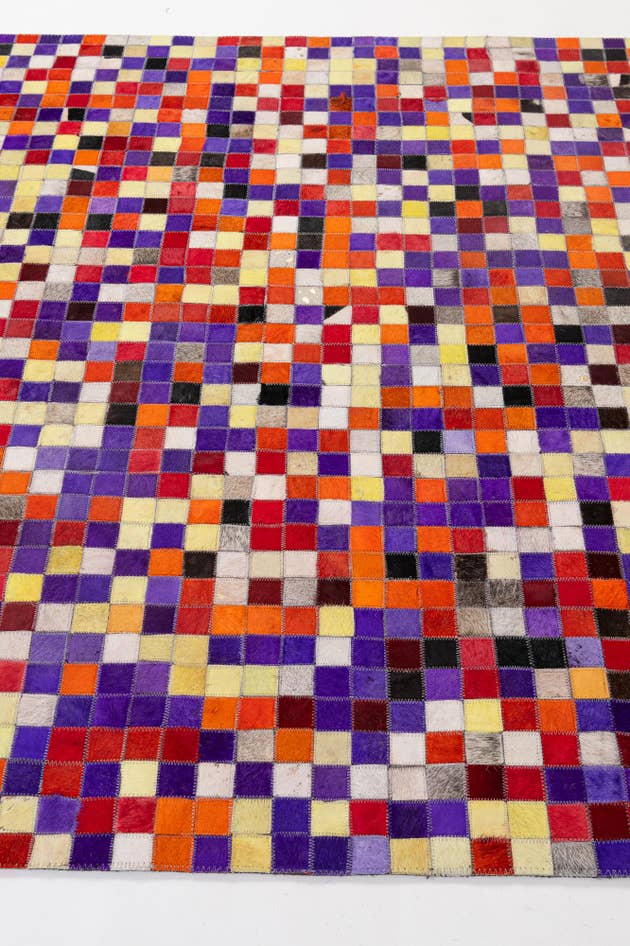 Detail image of 5' 1 x 7' 11 Cowhide - Patchwork Rug