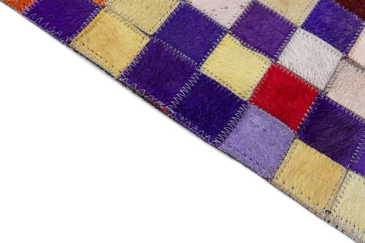 Detail image of 5' 1 x 7' 11 Cowhide - Patchwork Rug