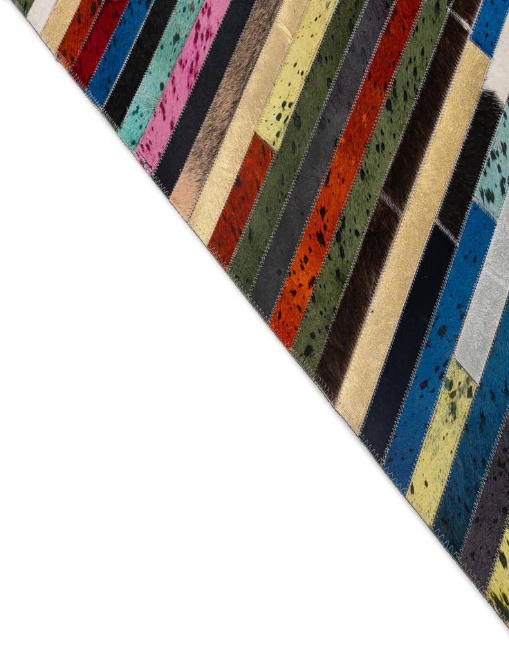 Detail image of 5' 1 x 8' 1 Cowhide - Patchwork Rug